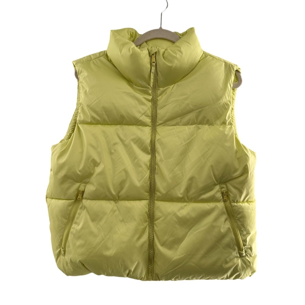 Old Navy Citrine Yellow Puffer Vest M Recycled Lightweight Quilted Outdoor Warm